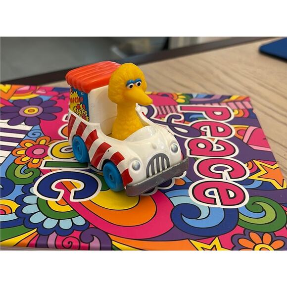 Playskool 1983 Sesame Street Big Bird Popcorn Truck - Picture 1 of 6